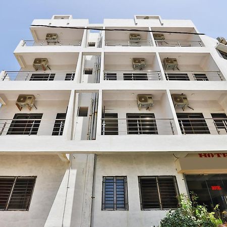 Somnāth Oyo 18807 Vrajbhoomi酒店 外观 照片